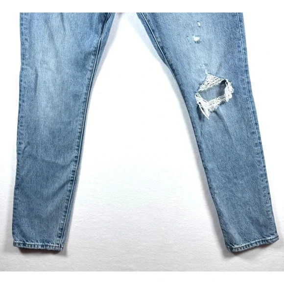 VTG Levis 501 Short Jeans Women 14 Skinny Distressed Big E Light Wash Button Fly - Picture 3 of 10